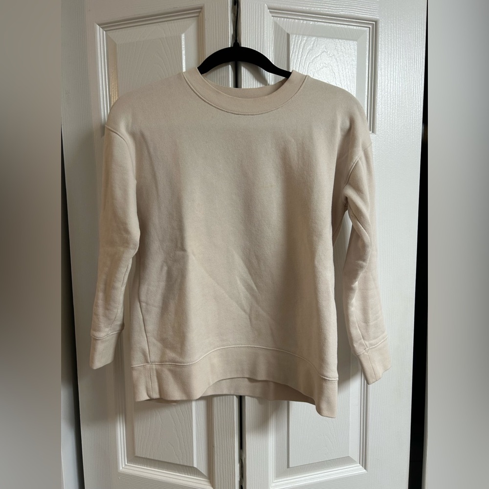 Banana Republic Cream Sweatshirt